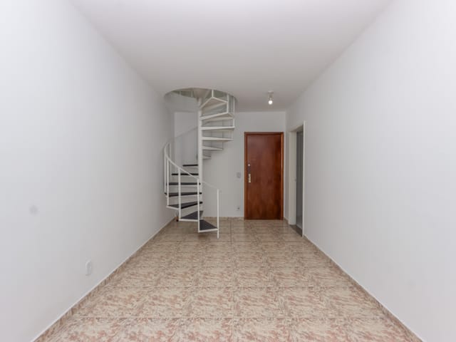Cobertura / Penthouse com 5316m² 3 quartos e 2 banheiros, à venda, no bairro Parque Tomas Saraiva em São Paulo