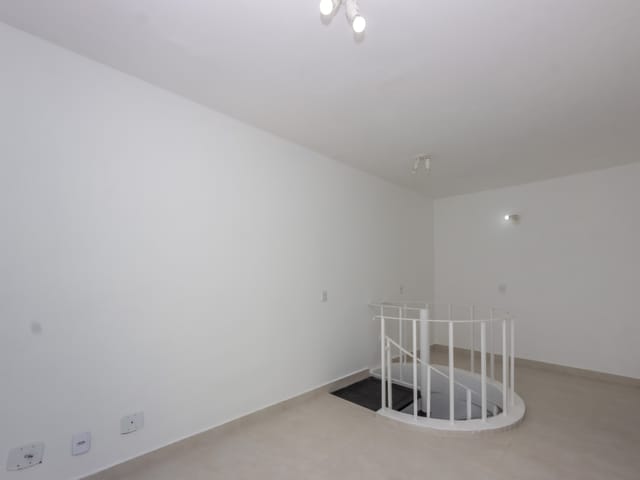 Cobertura / Penthouse com 5316m² 3 quartos e 2 banheiros, à venda, no bairro Parque Tomas Saraiva em São Paulo