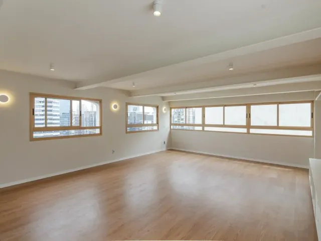 Cobertura / Penthouse 4 quartos e 3 banheiros, à venda, no bairro Vila Nova Conceição em São Paulo
