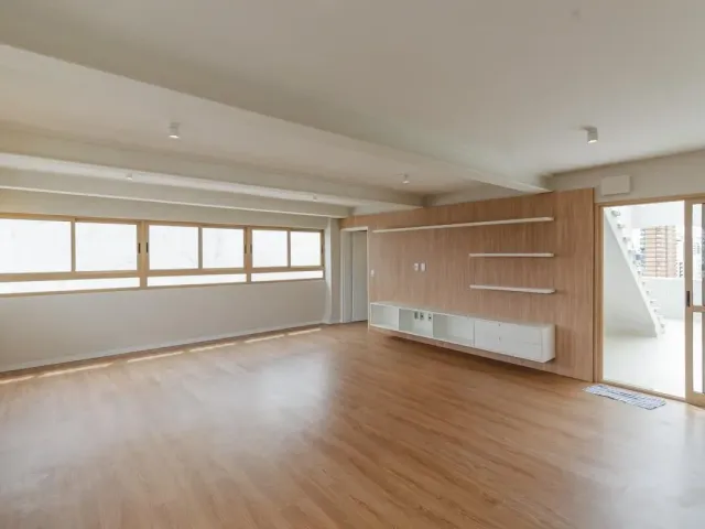 Cobertura / Penthouse 4 quartos e 3 banheiros, à venda, no bairro Vila Nova Conceição em São Paulo