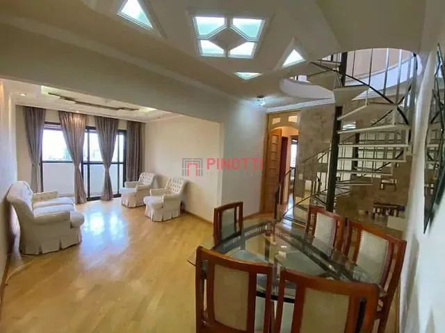 Cobertura / Penthouse 3 quartos e 4 banheiros, à venda ou para alugar, no bairro Centro em São Bernardo do Campo