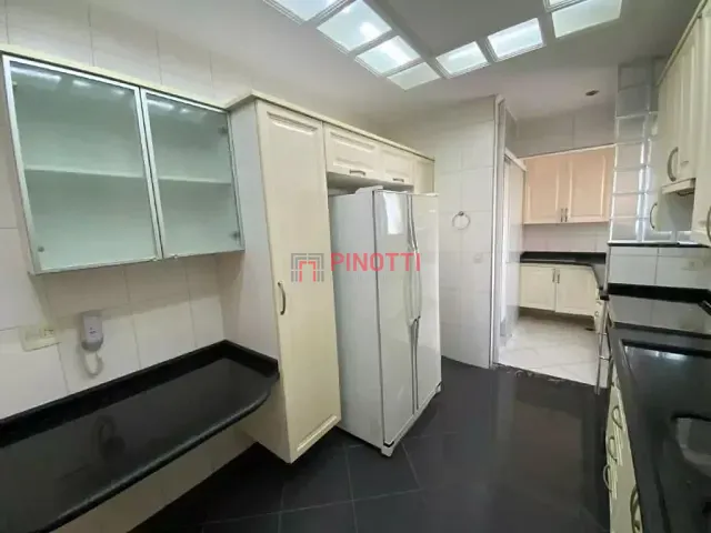 Cobertura / Penthouse 3 quartos e 4 banheiros, à venda ou para alugar, no bairro Centro em São Bernardo do Campo