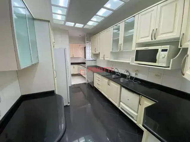 Cobertura / Penthouse 3 quartos e 4 banheiros, à venda ou para alugar, no bairro Centro em São Bernardo do Campo