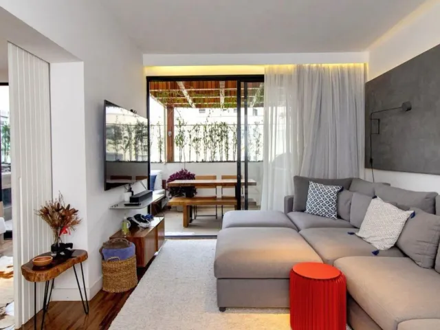 Cobertura / Penthouse 2 quartos e 2 banheiros, à venda ou para alugar, no bairro Itaim Bibi em São Paulo