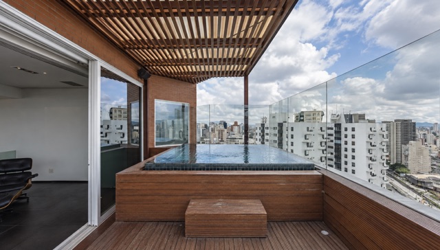 Cobertura / Penthouse com 280m² 1 quarto e 4 banheiros, à venda ou para alugar, no bairro Vila Nova Conceição em São Paulo