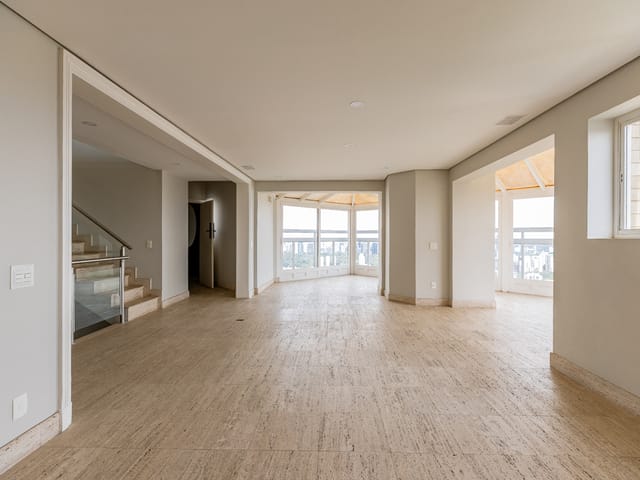 Cobertura / Penthouse com 347m² 4 quartos e 6 banheiros, à venda, no bairro Vila Suzana em São Paulo