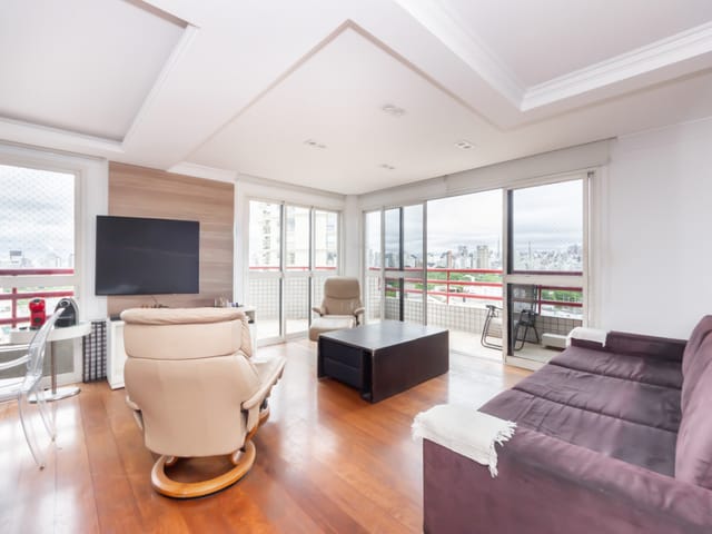 Apartamento com 170m² 4 quartos e 5 banheiros, à venda, no bairro Itaim Bibi em São Paulo