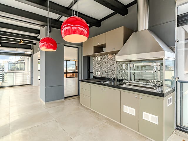 Cobertura / Penthouse com 283m² 4 quartos e 5 banheiros, à venda, no bairro Sumaré em São Paulo