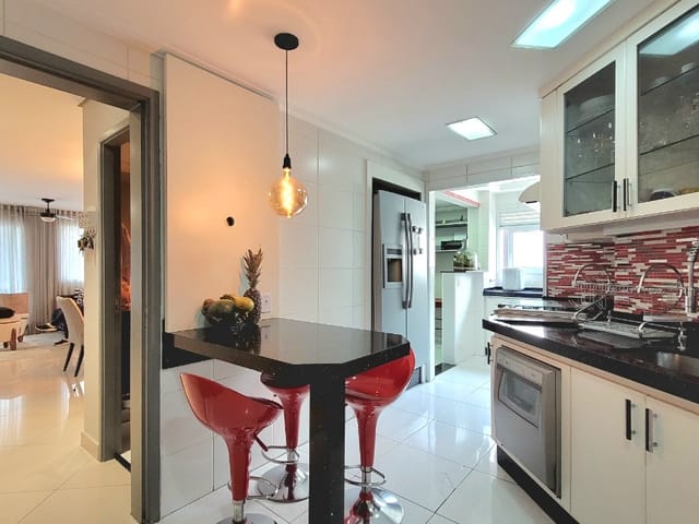 Foto do Cobertura / Penthouse - Cobertura para venda em Centro com 2 quartos, sendo 2 suítes, 167m² | Lares e Andares Imóveis