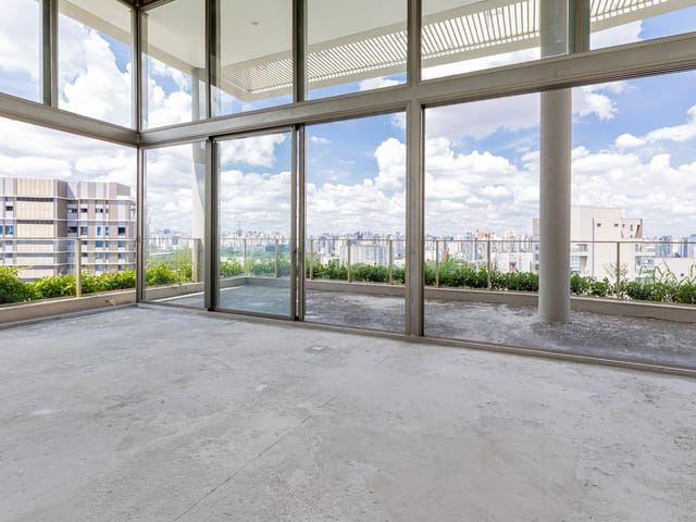 Cobertura / Penthouse com 418m² 4 quartos e 6 banheiros, à venda, no bairro Moema em São Paulo
