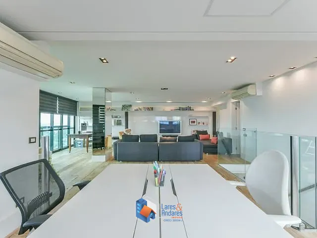 Cobertura / Penthouse com 305m² 4 quartos e 4 banheiros, à venda, no bairro Panamby em São Paulo