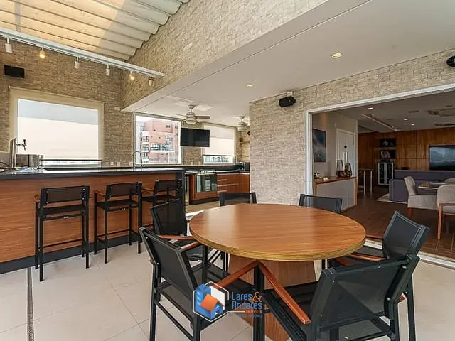 Cobertura / Penthouse com 612m² 4 quartos e 6 banheiros, à venda, no bairro Vila Andrade em São Paulo