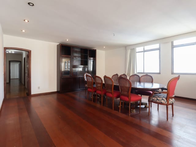 Cobertura / Penthouse com 472m² 3 quartos e 5 banheiros, à venda, no bairro Jardim Paulista em São Paulo