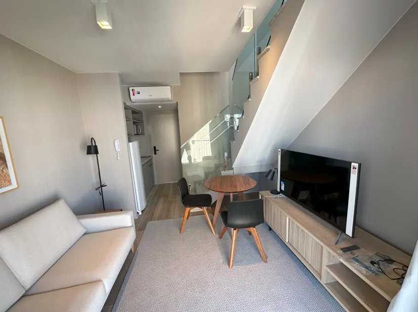 Duplex para venda em Jardins com 1 quarto, sendo 1 suíte, 46m²