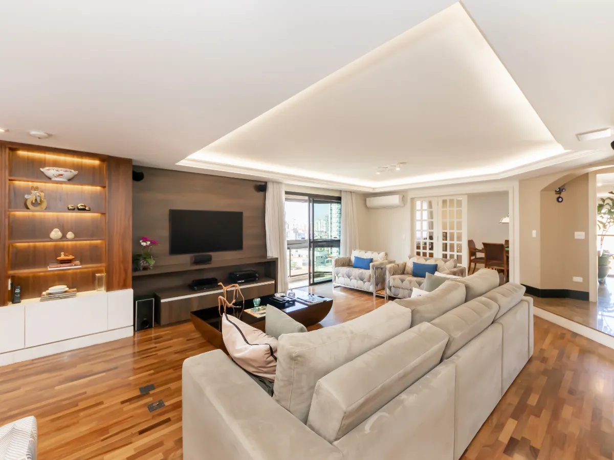 Duplex para venda em Mirandópolis com 4 quartos, sendo 2 suítes, 226m²