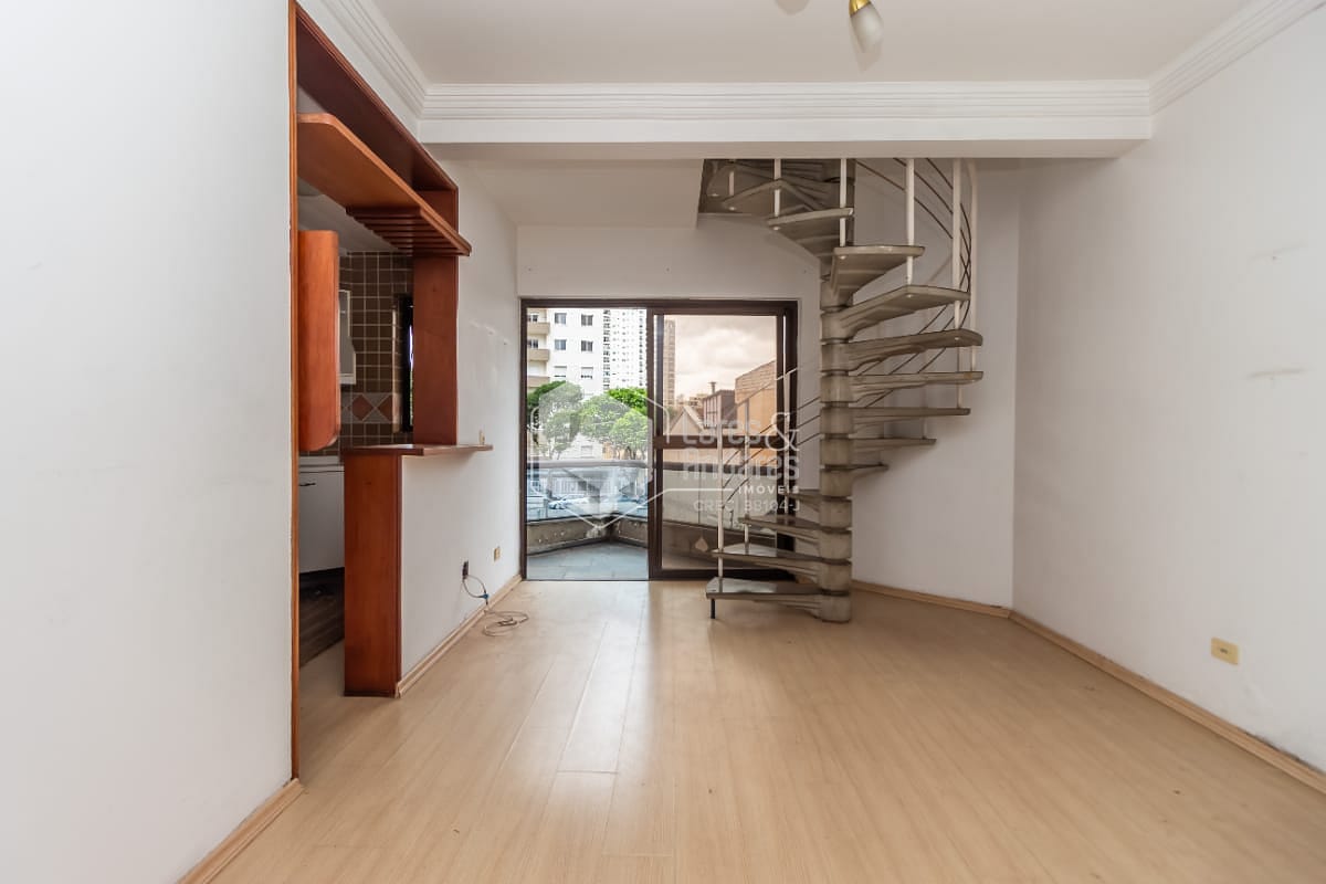 Cobertura à venda com 1 quarto, 60m² - Foto 1