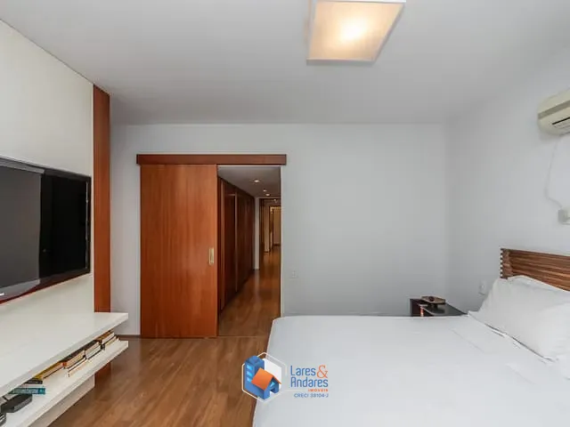 Apartamento com 400m² 5 quartos e 7 banheiros, à venda, no bairro Cerqueira César em São Paulo