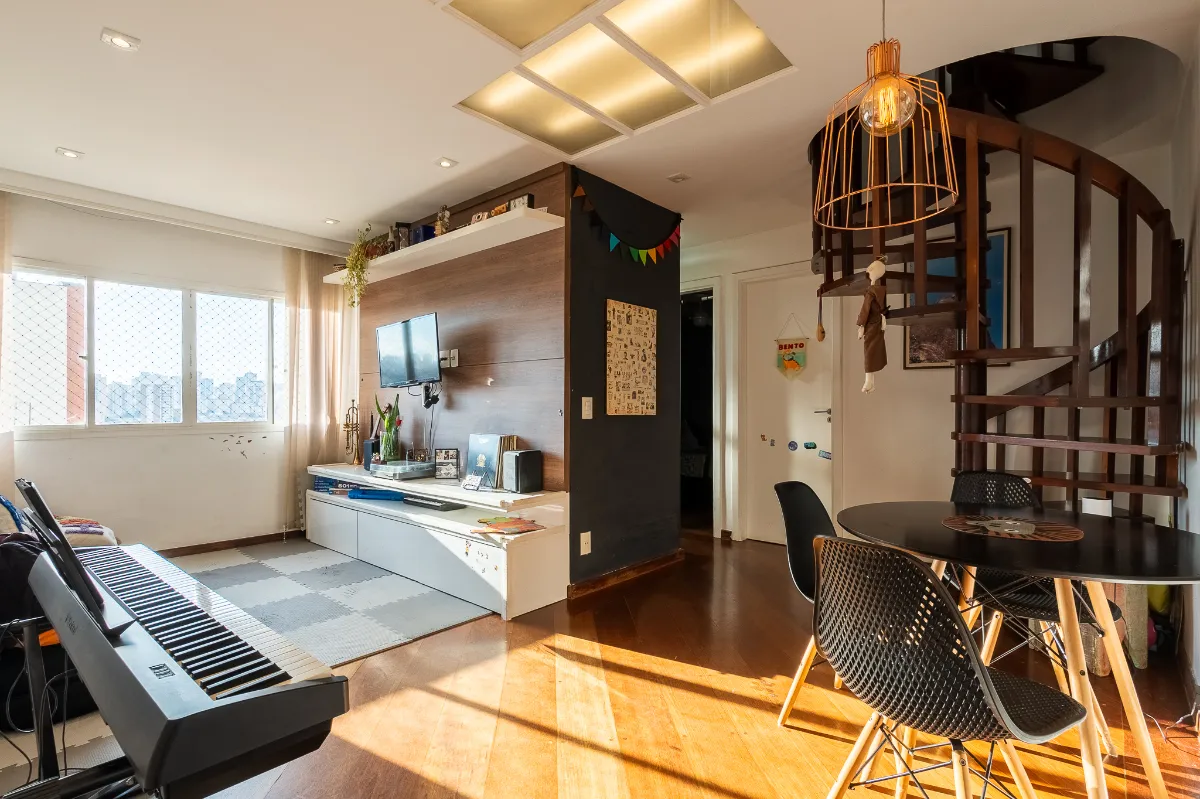 Cobertura para venda em Vila Gumercindo com 3 quartos, sendo 1 suíte, 107m²
