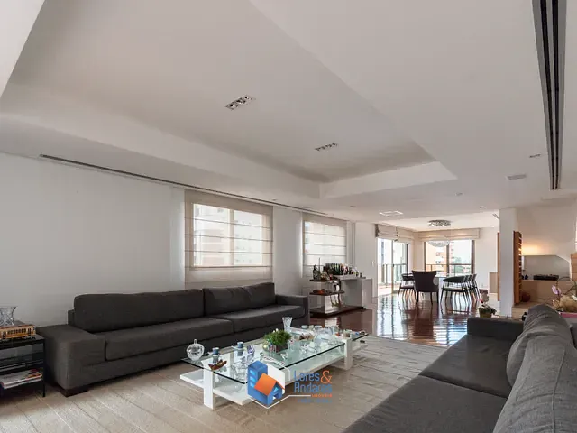 Cobertura / Penthouse com 389m² 3 quartos e 6 banheiros, à venda, no bairro Moema em São Paulo