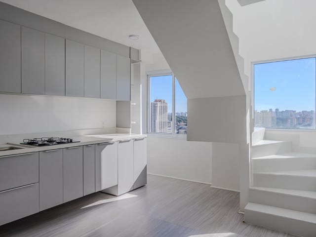 Foto do Cobertura / Penthouse - Cobertura para venda em Jardim Aeroporto com 1 quarto , 60m² | Lares e Andares Imóveis