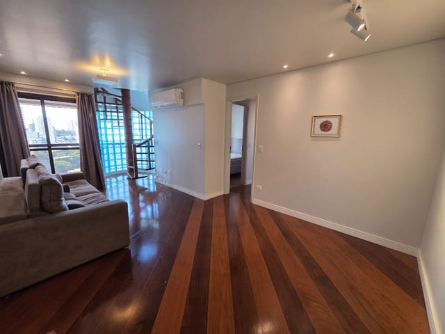 Foto do Cobertura / Penthouse - Cobertura para venda em Vila Mariana com 4 quartos, sendo 2 suítes, 160m² | Lares e Andares Imóveis