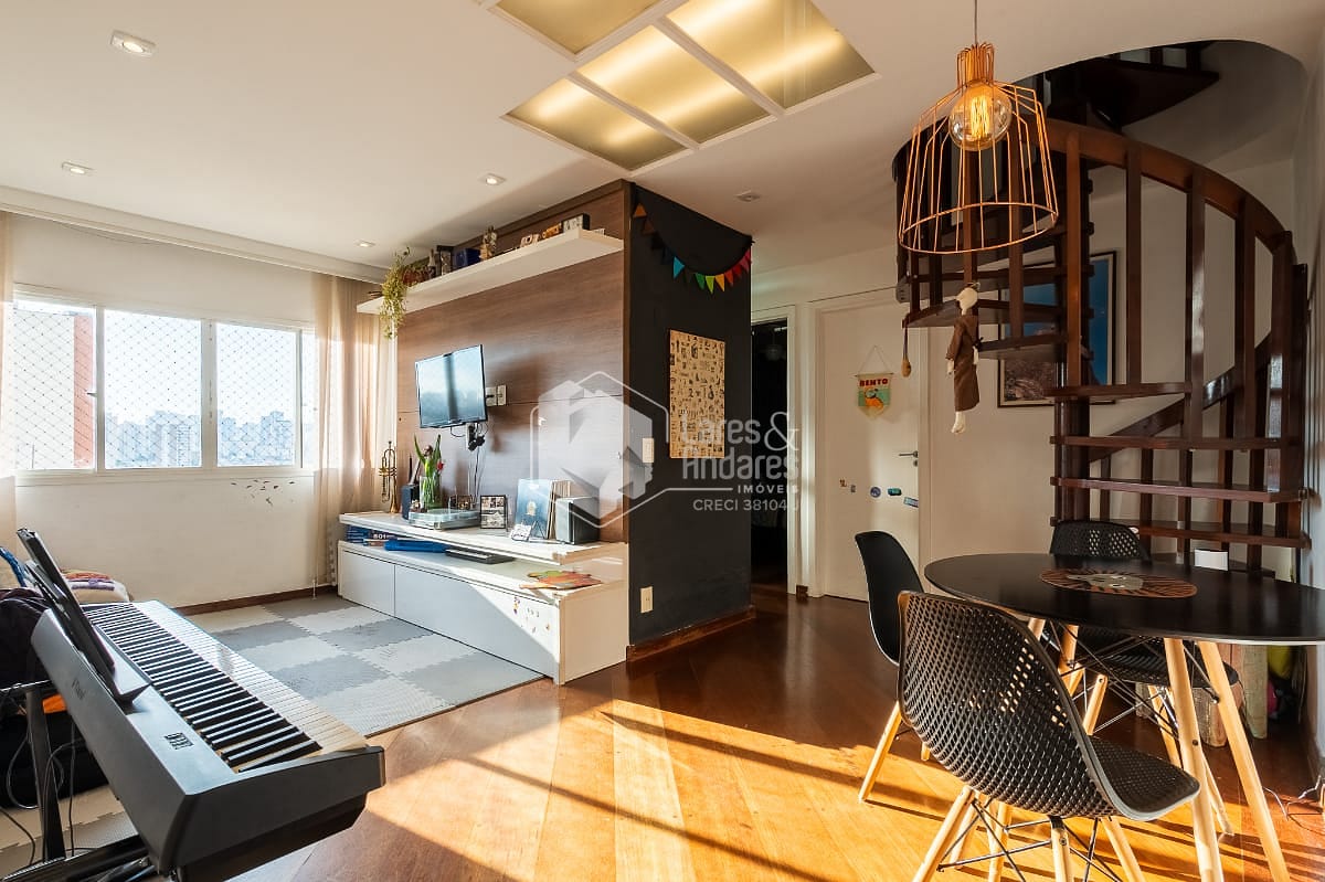 Cobertura à venda com 2 quartos, 107m² - Foto 1