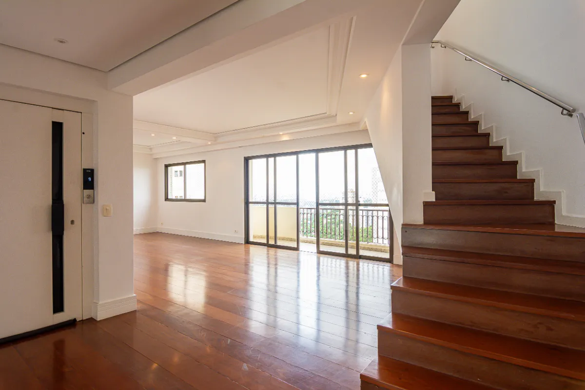 Cobertura para venda em Vila Suzana com 3 quartos, sendo 3 suítes, 283m²