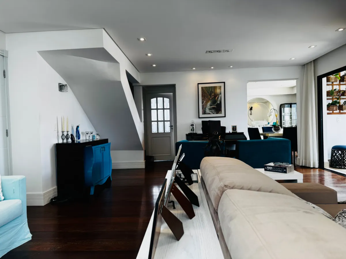 Cobertura para venda em Chácara Inglesa com 4 quartos, sendo 2 suítes, 217m²
