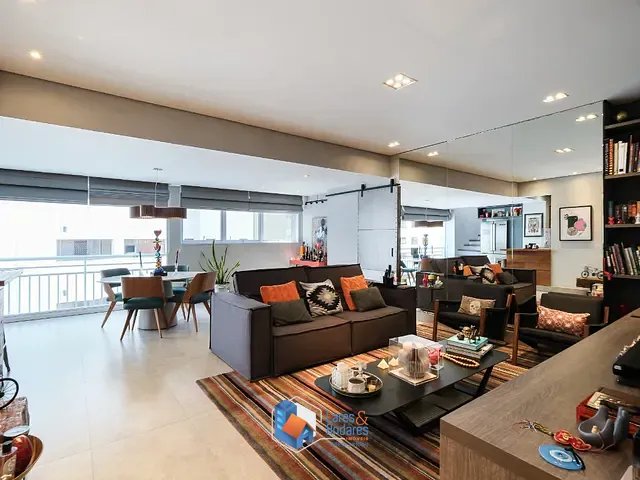 Cobertura / Penthouse com 213m² 2 quartos e 3 banheiros, à venda, no bairro Vila Nova Conceição em São Paulo