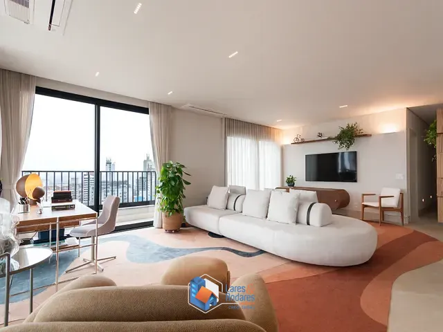 Cobertura / Penthouse com 381m² 3 quartos e 5 banheiros, à venda, no bairro Vila Madalena em São Paulo