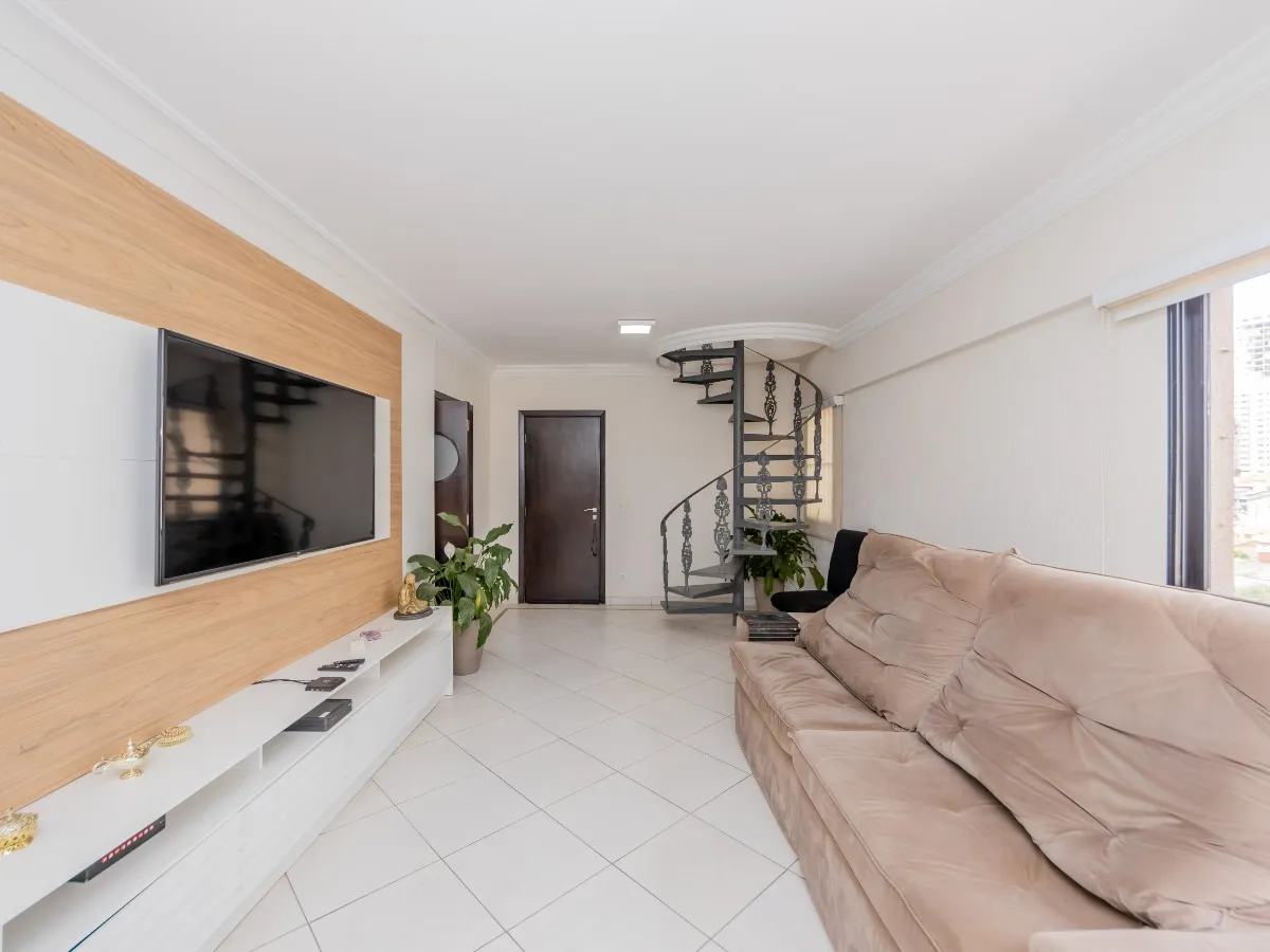 Cobertura para venda em Vila Gumercindo com 3 quartos, sendo 1 suíte, 185m²