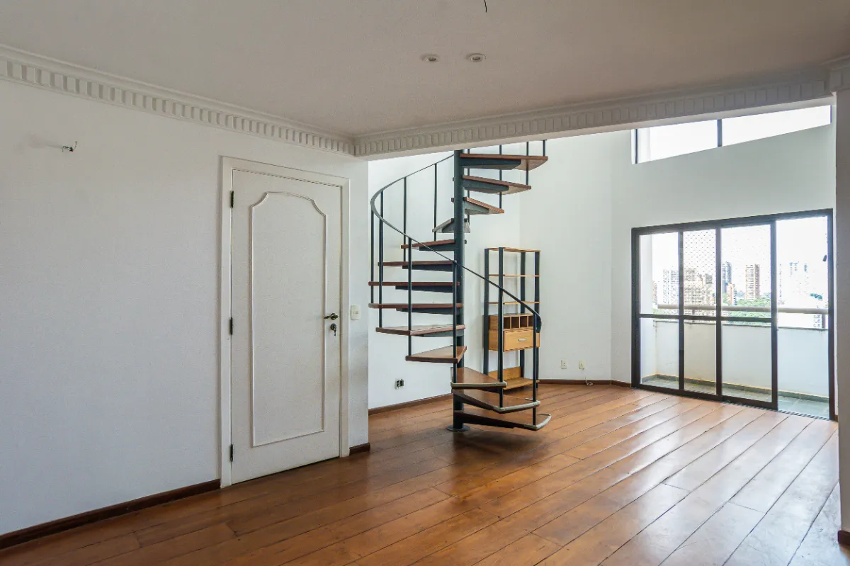 Cobertura para venda em Vila Suzana com 3 quartos, sendo 1 suíte, 223m²