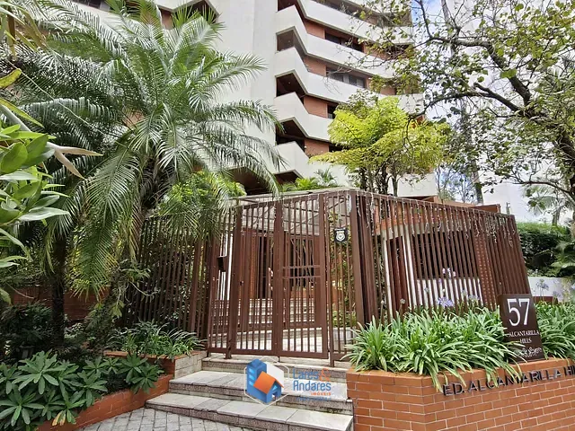 Cobertura / Penthouse com 427m² 2 quartos e 5 banheiros, à venda, no bairro Vila Andrade em São Paulo