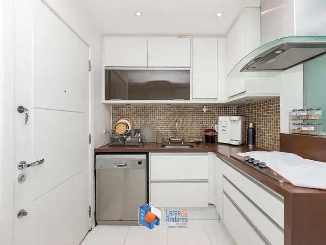 Apartamento com 170m² 4 quartos e 5 banheiros, à venda, no bairro Itaim Bibi em São Paulo