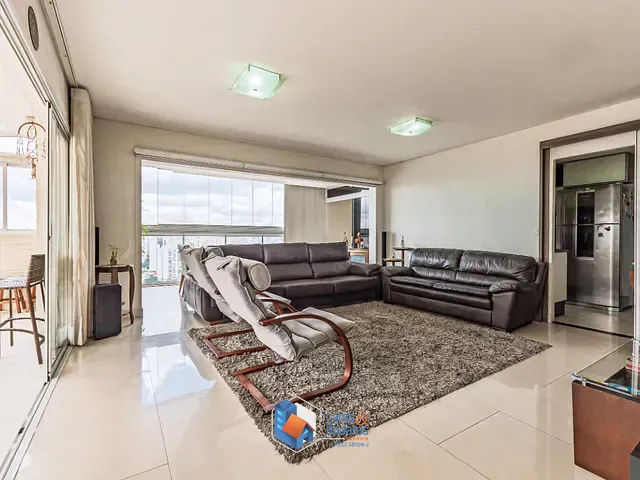 Cobertura / Penthouse com 221m² 4 quartos e 5 banheiros, à venda, no bairro Vila Gumercindo em São Paulo