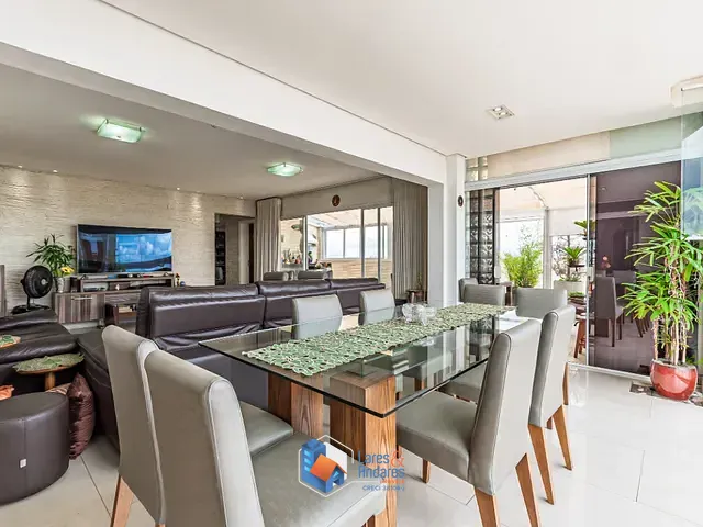 Cobertura / Penthouse com 221m² 4 quartos e 5 banheiros, à venda, no bairro Vila Gumercindo em São Paulo