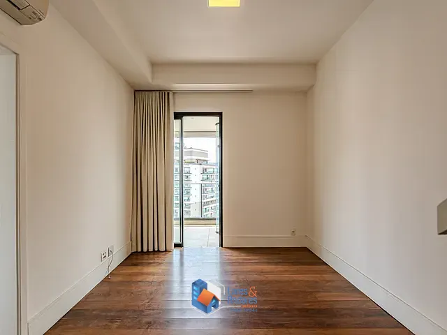 Cobertura / Penthouse com 283m² 4 quartos e 5 banheiros, à venda, no bairro Sumaré em São Paulo