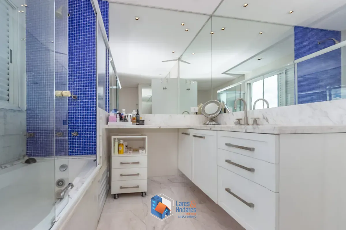 Cobertura, 3 quartos, 236 m² - Foto 44