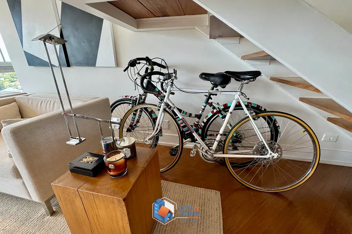 Cobertura, 3 quartos, 236 m² - Foto 2