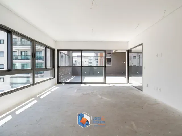 Cobertura / Penthouse com 540m² 4 quartos e 6 banheiros, à venda, no bairro Higienópolis em São Paulo