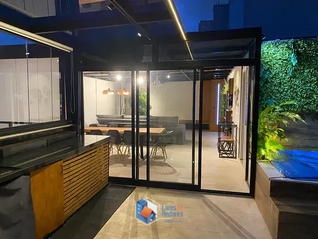 Cobertura / Penthouse com 241m² 3 quartos e 4 banheiros, à venda, no bairro Sumaré em São Paulo