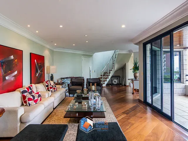 Cobertura / Penthouse com 1788m² 4 quartos e 6 banheiros, à venda, no bairro Vila Suzana em São Paulo