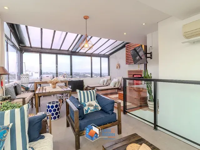 Cobertura / Penthouse com 140m² 3 quartos e 3 banheiros, à venda, no bairro Moema em São Paulo