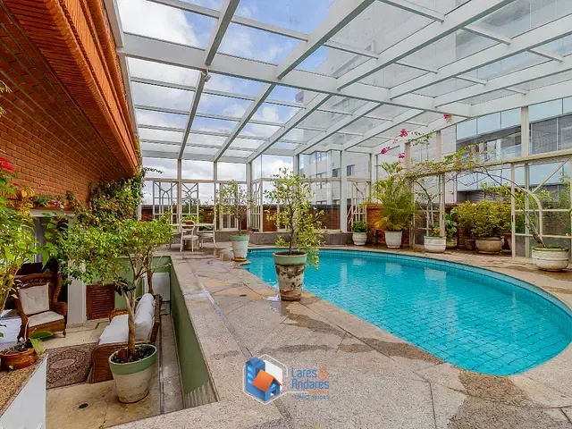 Cobertura / Penthouse com 580m² 4 quartos e 6 banheiros, à venda, no bairro Higienopolis em São Paulo