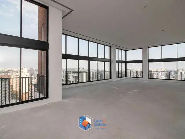 Cobertura / Penthouse com 2079m² 4 quartos e 7 banheiros, à venda, no bairro Moema em São Paulo