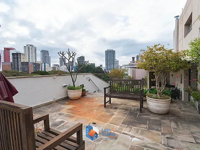 Cobertura / Penthouse com 420m² 5 quartos e 8 banheiros, à venda, no bairro Sumarezinho em São Paulo