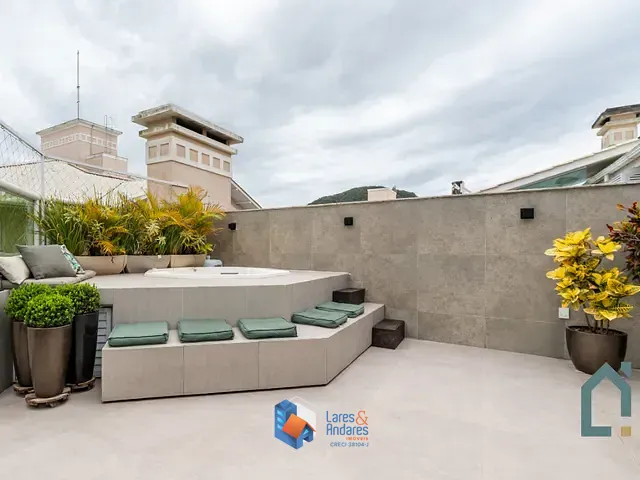Cobertura / Penthouse com 221m² 5 quartos e 4 banheiros, à venda, no bairro Ingleses do Rio Vermelho em Florianópolis