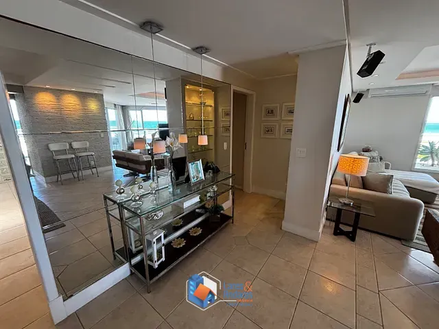 Cobertura / Penthouse com 300m² 3 quartos e 4 banheiros, à venda, no bairro Ingleses do Rio Vermelho em Florianópolis