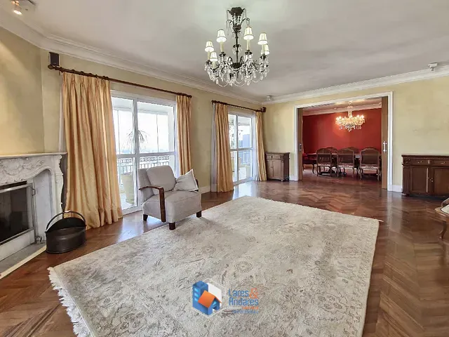 Cobertura / Penthouse com 723m² 4 quartos e 8 banheiros, à venda, no bairro Vila Suzana em São Paulo