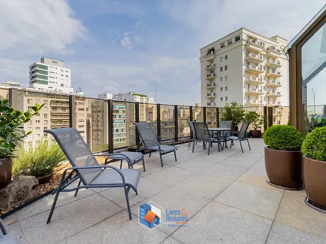 Cobertura / Penthouse com 493m² 4 quartos e 5 banheiros, à venda, no bairro Higienópolis em São Paulo